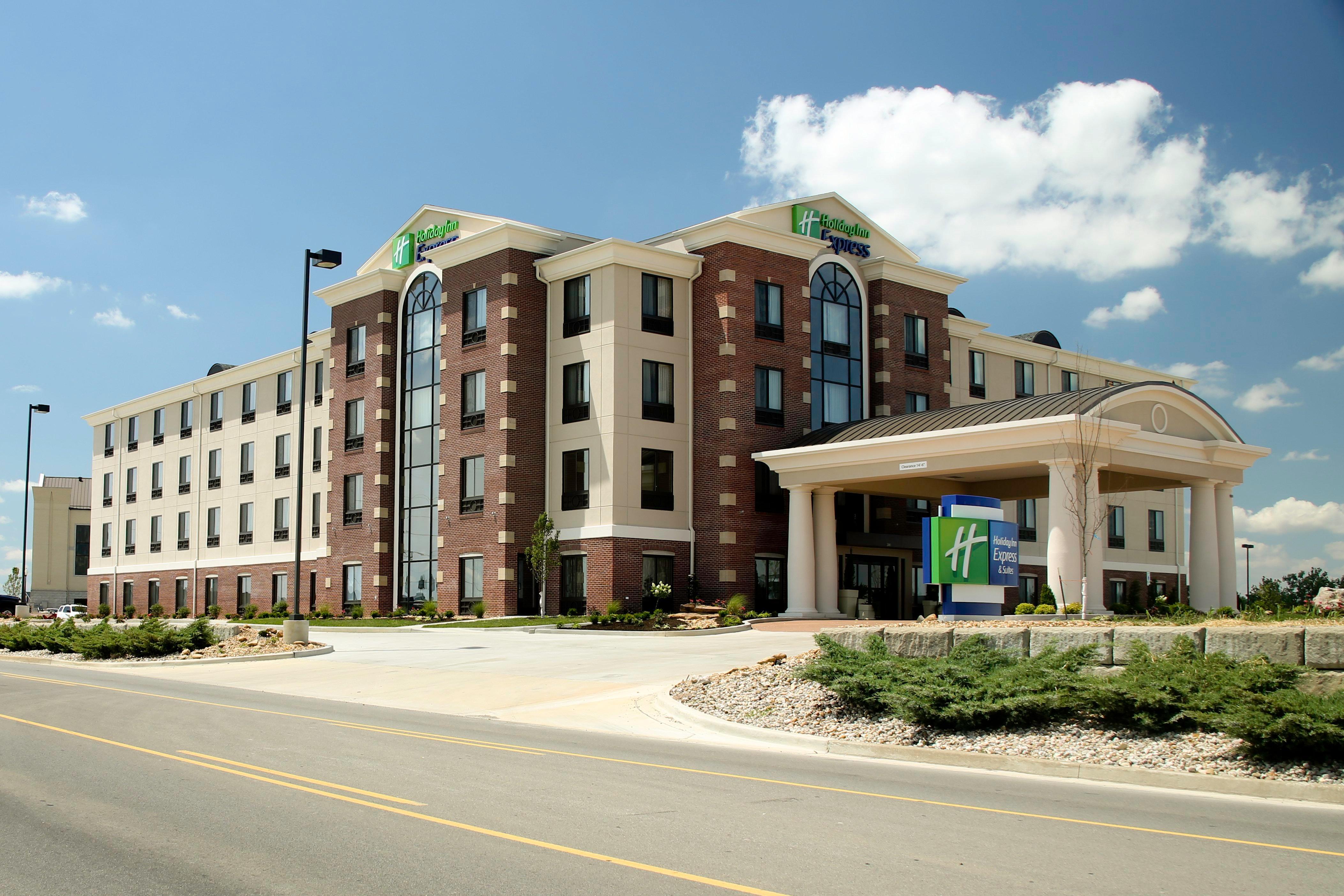 Holiday Inn Express & Suites Marion Northeast By Ihg Zewnętrze zdjęcie