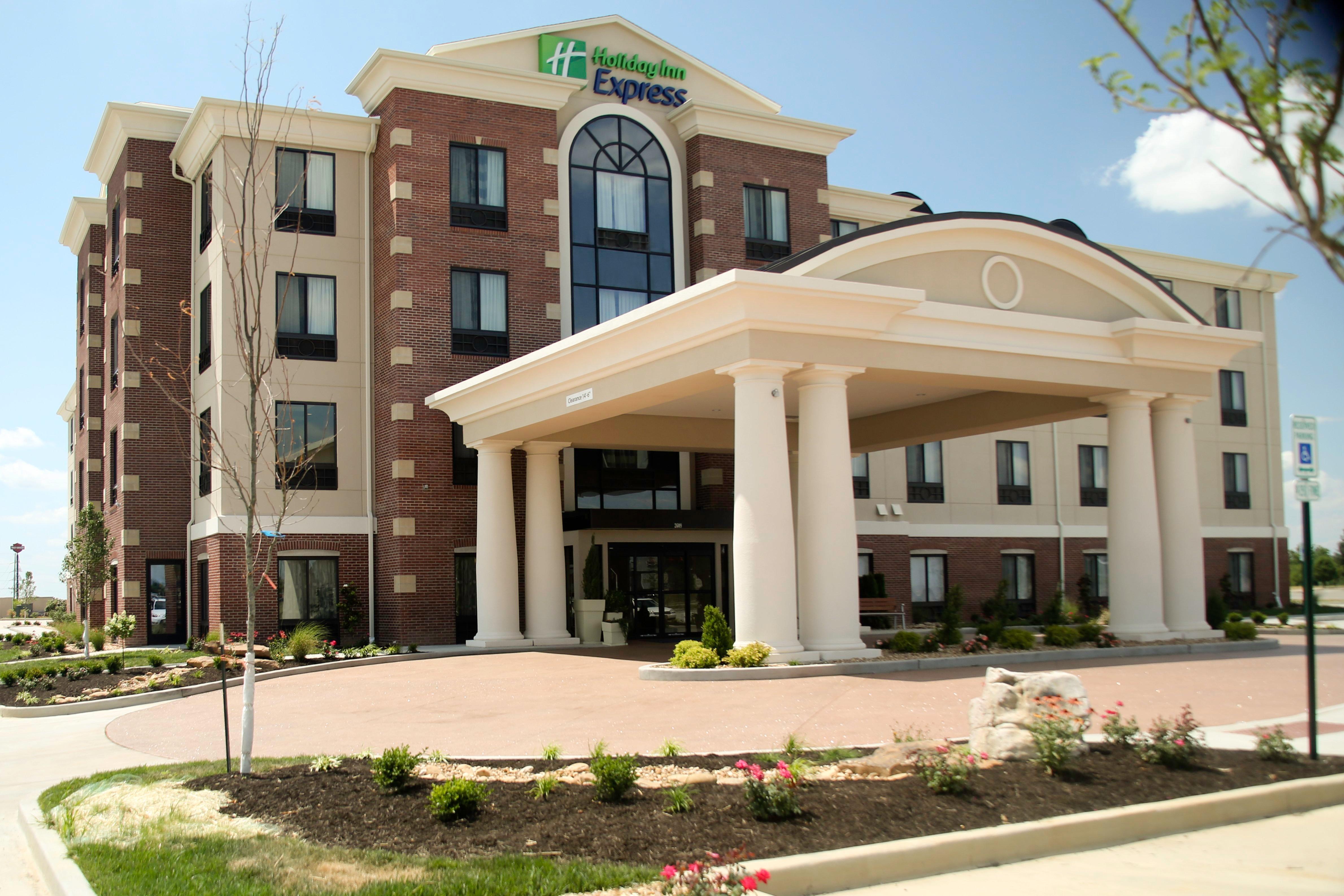 Holiday Inn Express & Suites Marion Northeast By Ihg Zewnętrze zdjęcie