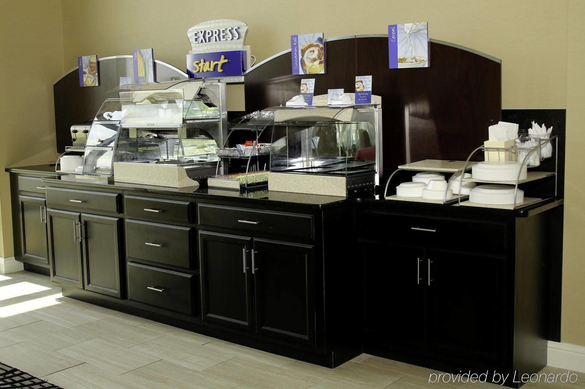 Holiday Inn Express & Suites Marion Northeast By Ihg Zewnętrze zdjęcie